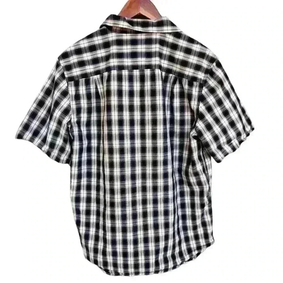 Carhartt short sleeve plaid button down - Picture 2 of 8
